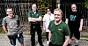 KAN SMILE: De tillitsvalgte ved Ringnes-anlegget på Gjelleråsen utenfor Oslo er meget fornøyd med at Ringnes beholder distribusjonen av varene selv. Fra venstre Roar Ellingvåg, Rune Christensen, Anita Andersen, Erik Torkelsen og Leif Ritter.