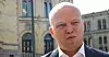Finansminister Trygve Slagsvold Vedum (Sp) tilbakeviste at han hadde oppgitt å få plass fastpriser for privatpersoner i strømmarkedet under i den muntlige spørretimen i Stortinget onsdag.