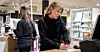 Nedbemanningen kom plutselig på tillitsvalgt Siv Karin Norli. Nå er hun og kollegene i Skeidar bekymret for hvordan det skal gå med butikken framover.