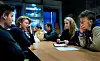 VIDERE JOBB: Tømrerlærlingene Philip Granhaug (t.v.) og Martin Rustad har håp om at det skal åpne seg mulighet for videre jobb hos NCC. På andre siden av bordet sitter lærlingpatruljen, denne dagen ved Ingrid Berg-Buan og Eirik Kjernli.