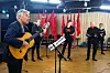 Lars Klevstrand med Sosialistisk kor i Oslo