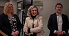 LO Stat-leder ELisabeth Steen (t.v.), statsråd Karianne Tung og riksmekler Mats W. Ruland kunne glede seg over å ha unngått streik i staten.