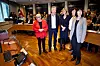 TARIFFSTART: Partene i statsoppgjøret møttes for å starte forhandlinger mandag. Fra venstre Tone Rønoldtangen (LO Stat), Pål N. Arnesen (YS Stat), Merethe Foss (personaldirektør i Staten), Rikke Ringsrød (Akademikerne) og Sigrid Lem (Unio).