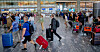 Dersom meklingene ender med konflikt, kan det påvirke flyreiser fra Norge i august. Her fra Gardermoen.
