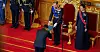 Kong Haakon VIII avlegger ed i henhold til Grunnloven i Stortinget tirsdag med kronprinsesse Ingrid Alexandra ved sin side.