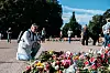 Morten von Krogh minnes den avdøde kongen utenfor Slottet.