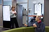 Ellinor Samuelsen er konduktør og innleid for å utdanne konduktører som skal arbeide om bord i de nye N05-lokaltogene. Pål Andre Lysenstøen Hansen er sjef for kompetansesenteret.