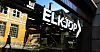 Elkjøp er Norges største elektrokonsern. I 2021 hadde de en omsetning på 2,7 milliarder kroner, og et overskudd i underkant av en halv milliard kroner.