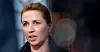 Danmarks statsminister Mette Frederiksen lover å bremse økningen i pensjonsalderen.