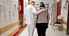 IA-avtalen skal bidra til å redusere sykefravær, forebygge utstøting fra arbeidslivet og sikre at flere med helseutfordringer kan stå i jobb lengre. Nå er det full krangel om ordningen. (Illustrasjonsbilde)